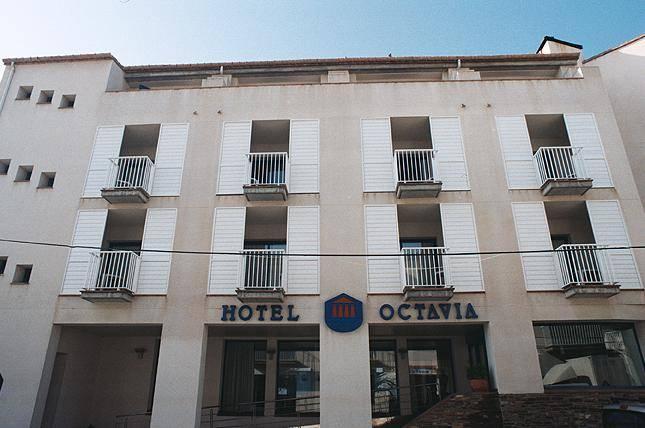 كاذاكيس Hotel Octavia المظهر الخارجي الصورة